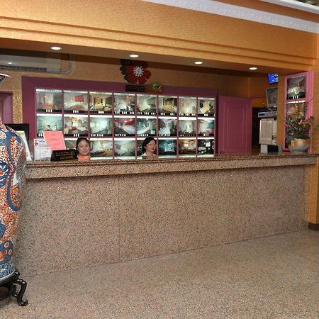 Day Chen Hotel Yilan Ngoại thất bức ảnh