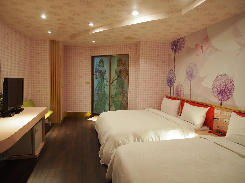 Day Chen Hotel Yilan Ngoại thất bức ảnh