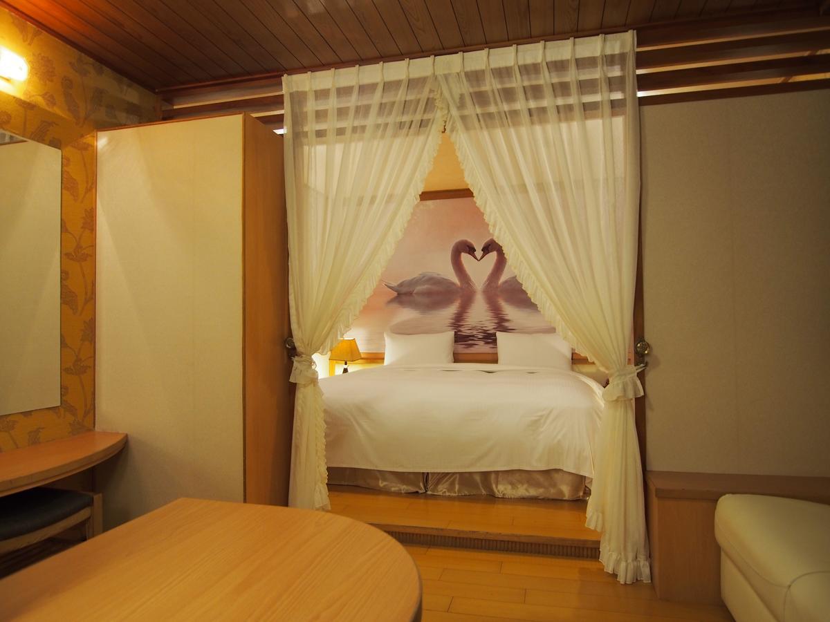 Day Chen Hotel Yilan Ngoại thất bức ảnh