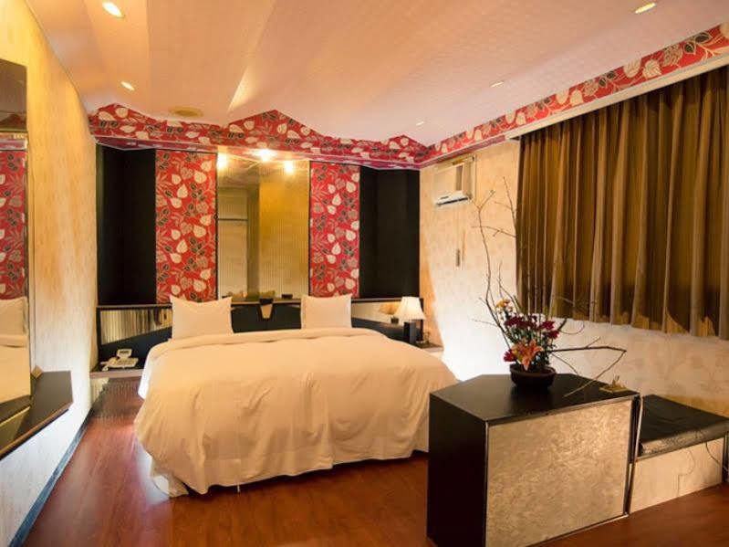 Day Chen Hotel Yilan Ngoại thất bức ảnh