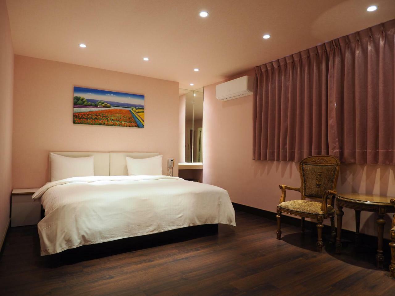 Day Chen Hotel Yilan Ngoại thất bức ảnh