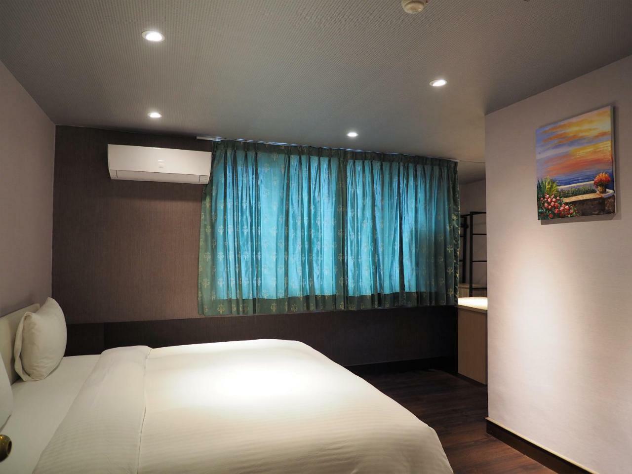Day Chen Hotel Yilan Ngoại thất bức ảnh