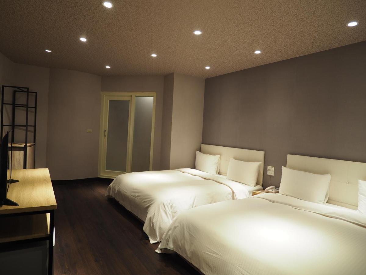 Day Chen Hotel Yilan Ngoại thất bức ảnh