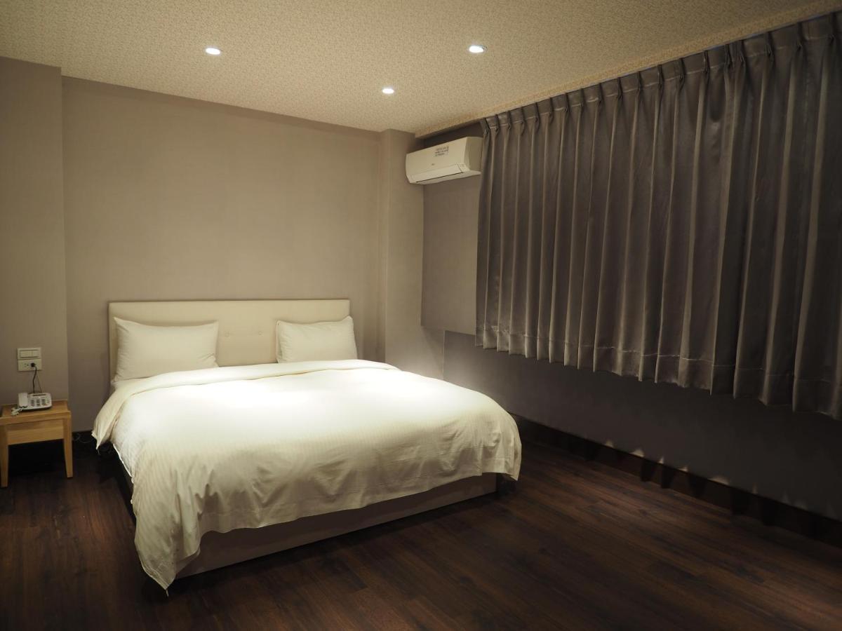 Day Chen Hotel Yilan Ngoại thất bức ảnh