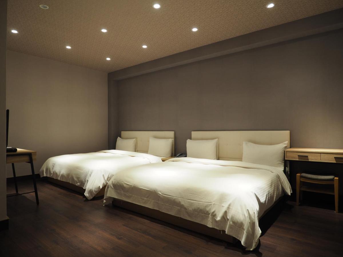 Day Chen Hotel Yilan Ngoại thất bức ảnh